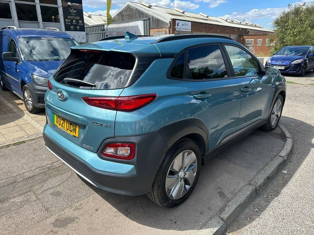Hyundai Kona Suv 64Kwh Premium 7Kw Charger 202121 VU21UDM Blue #4