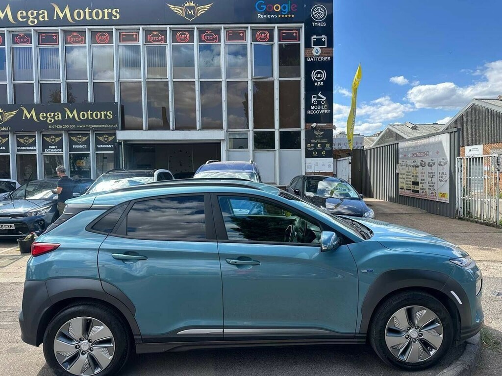 Hyundai Kona Suv 64Kwh Premium 7Kw Charger 202121 VU21UDM Blue #3
