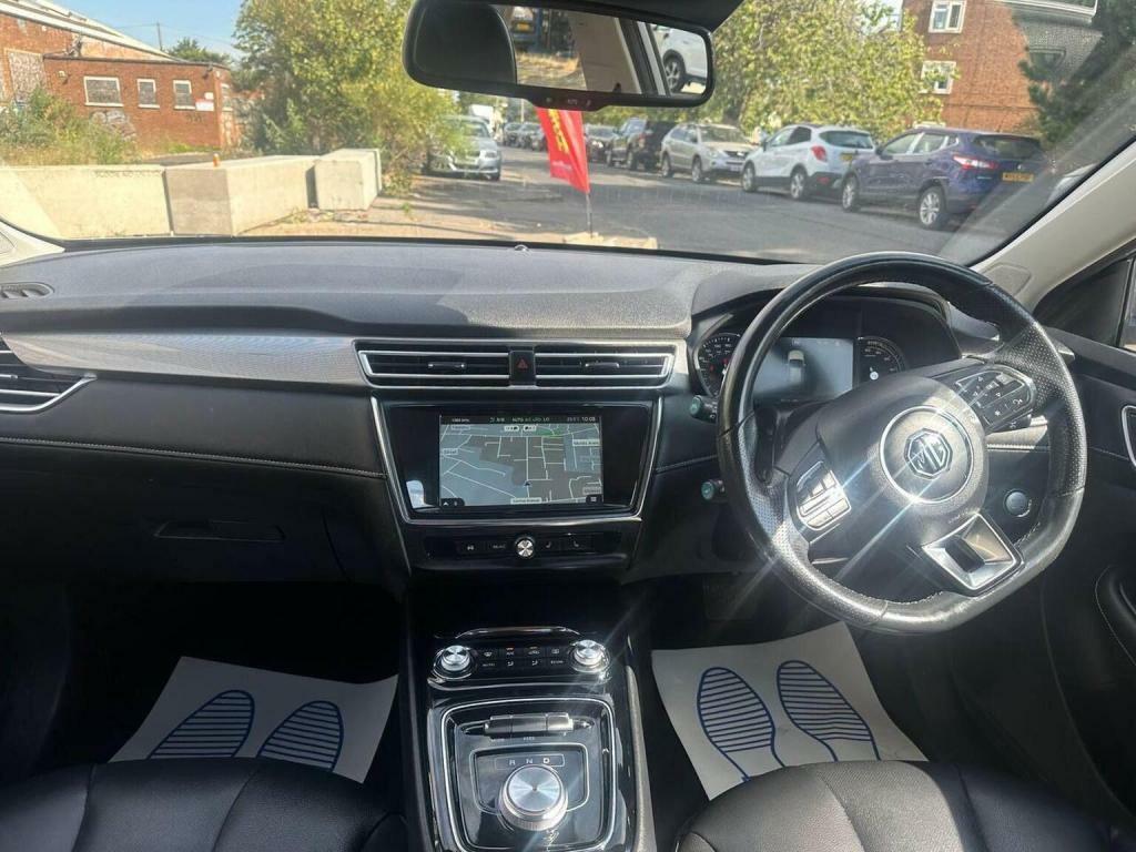 MG MG5 61.1Kwh Se Estate 156 Ps White #35