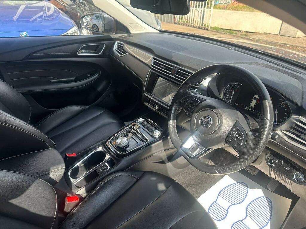MG MG5 61.1Kwh Se Estate 156 Ps White #19