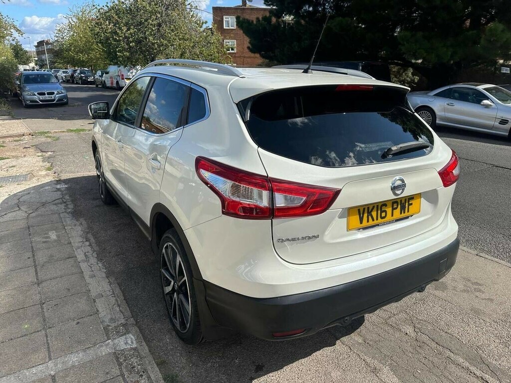 Nissan Qashqai Suv 1.2 Dig-t Tekna Xtron 2Wd Euro 6 Ss 20 VK16PWF White #6