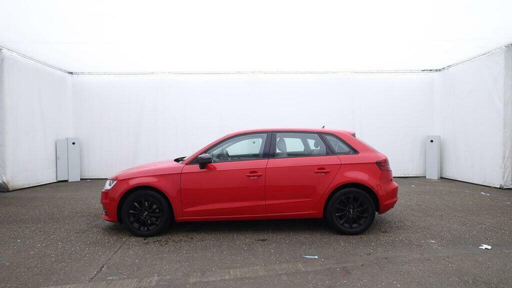 Audi A3 1.4 Tfsi Se Sportback S Tronic Euro 5 Ss Red #6