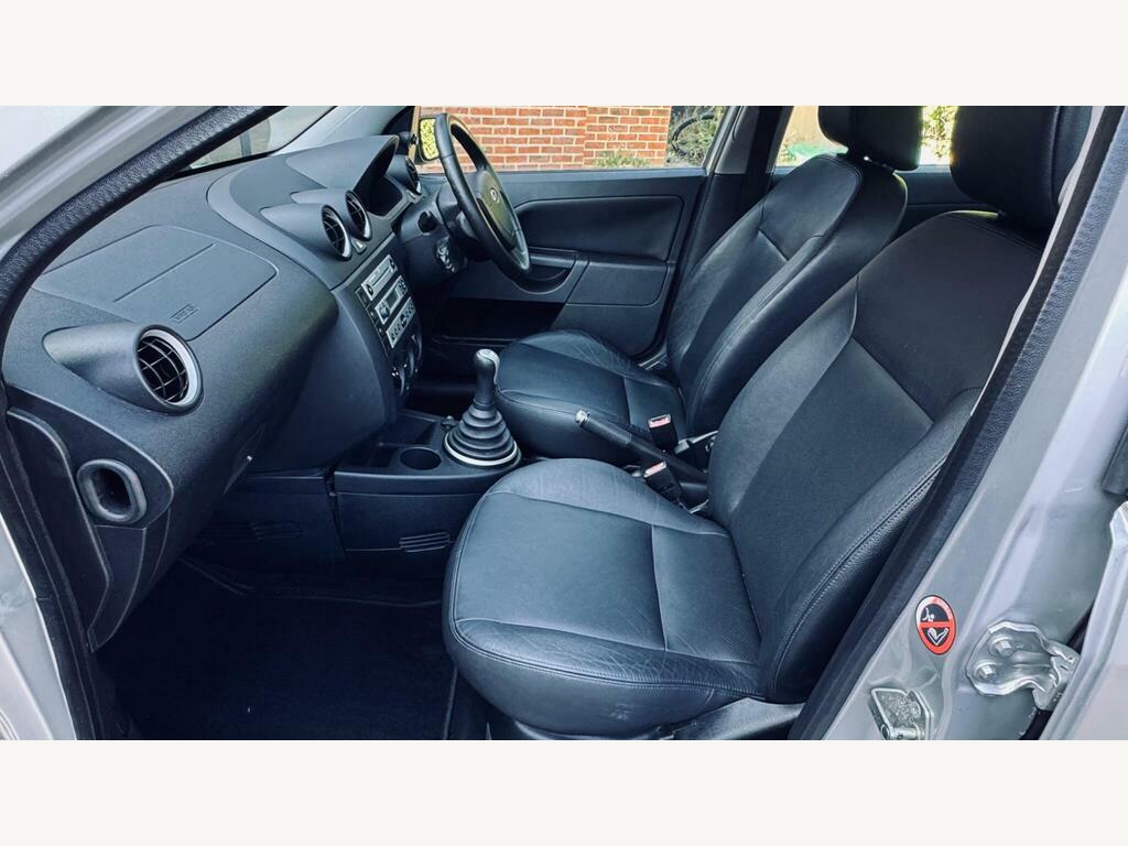 Ford Fiesta Fiesta Ghia Blue #15