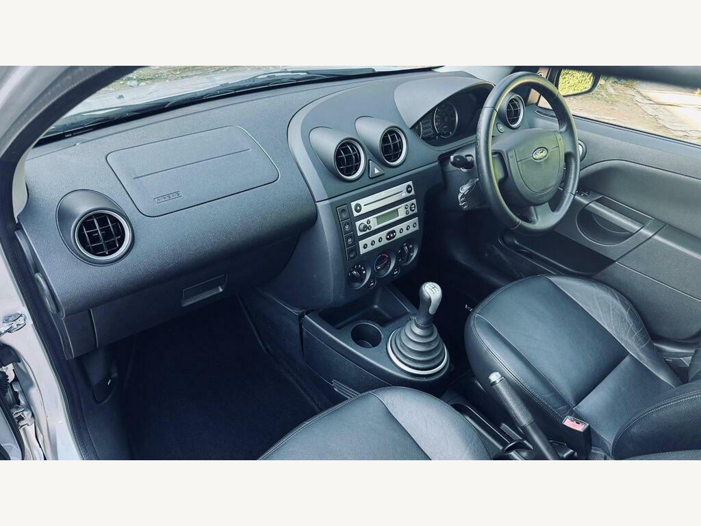 Ford Fiesta Fiesta Ghia Blue #12