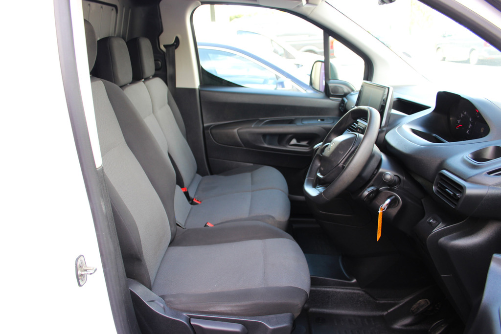 Peugeot Partner 1.2 Puretech Professional L1 109 Bhp White #9