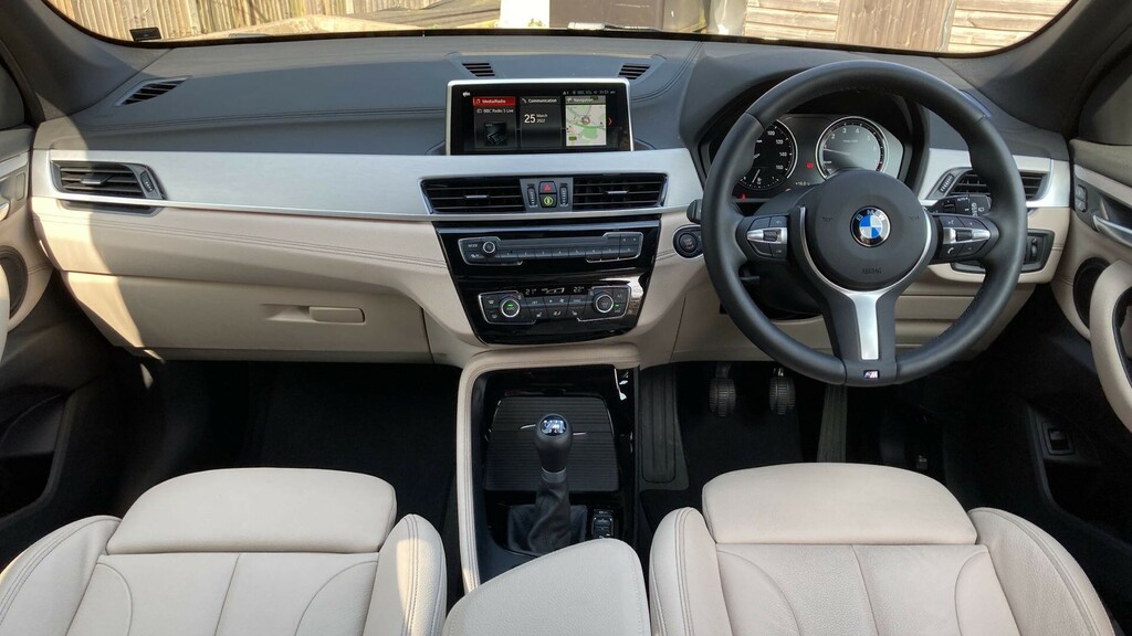 BMW X1 X1 Sdrive18i M Sport Black