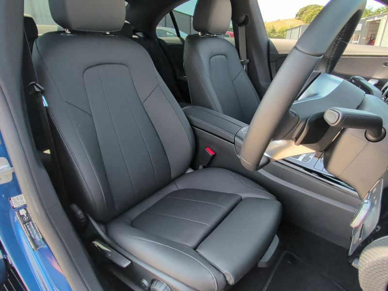 Mercedes-Benz CLA Class Cla 220D Amg Line Premium Plus Tip Blue #36