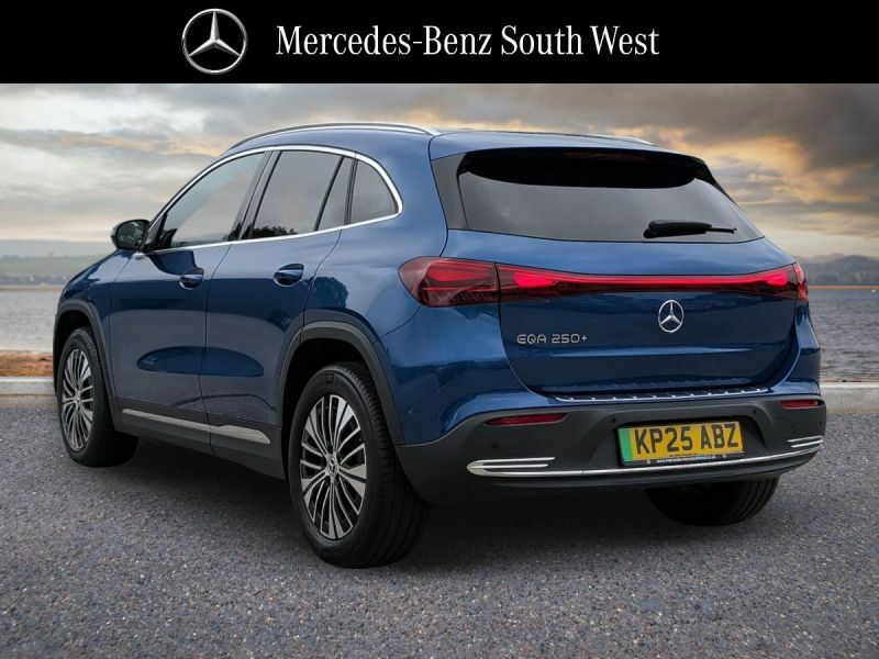Mercedes-Benz EQA Suv Blue #2