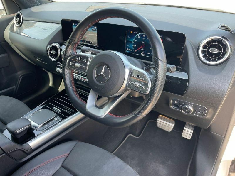 Mercedes-Benz GLA Class Suv White #5