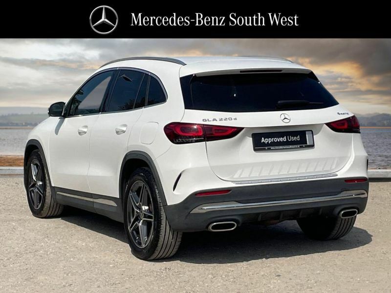 Mercedes-Benz GLA Class Suv White #2