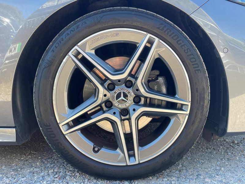 Mercedes-Benz A Class A 180 Amg Line Premium M Black #4
