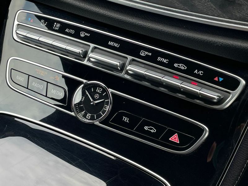 Mercedes-Benz E Class 3.0 V6 Amg Line Premium Plus Cabriolet G-tronic  #33