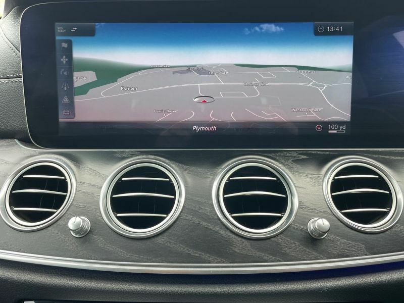 Mercedes-Benz E Class 3.0 V6 Amg Line Premium Plus Cabriolet G-tronic  #8