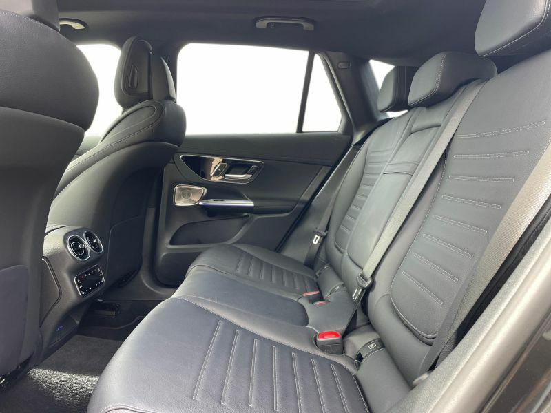 Mercedes-Benz GLC Class Glc 300 D 4Matic Amg Line Premium Grey #10