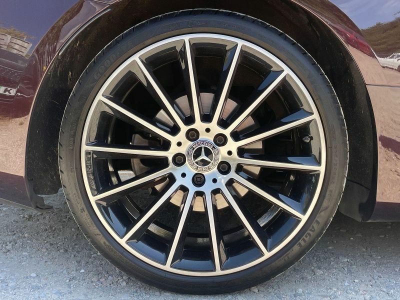 Mercedes-Benz E Class E 220 Amg Line Night Edition Premium D Red #4