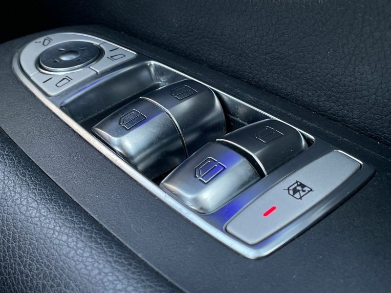 Mercedes-Benz E Class 2.0 E200 Amg Line Edition G-tronic Euro 6 Ss 4 White #21