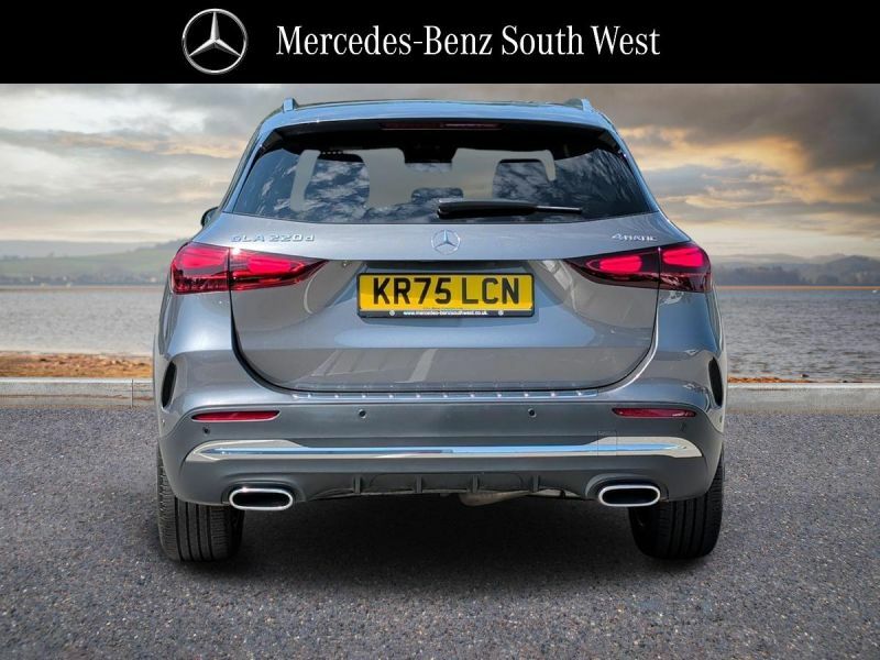 Mercedes-Benz GLA Class 220D 4Matic Amg Line Premium Plus 2025 Grey #12