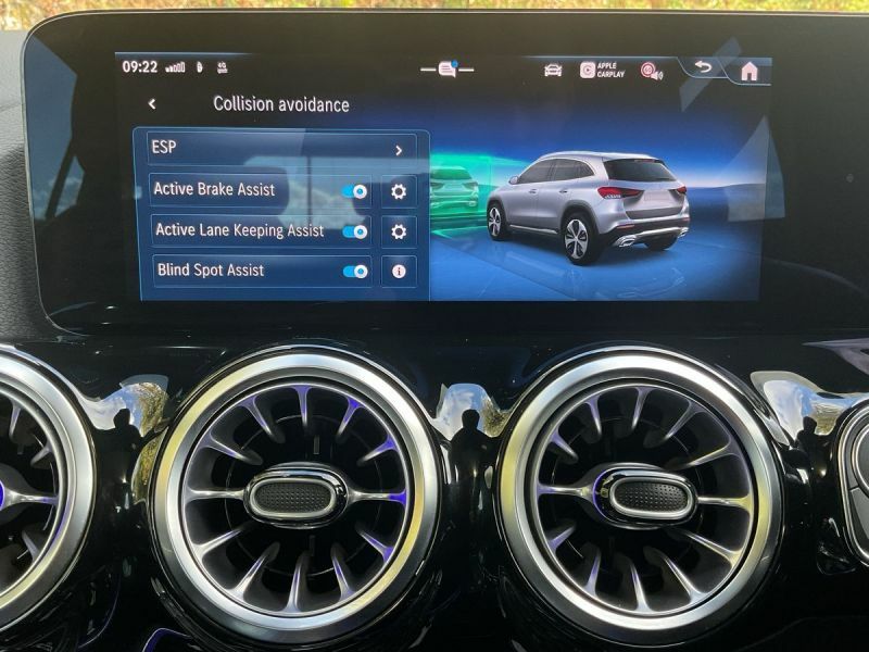 Mercedes-Benz GLA Class 1.3 Gla200h Mhev Amg Line Executive Suv Petr Black #65