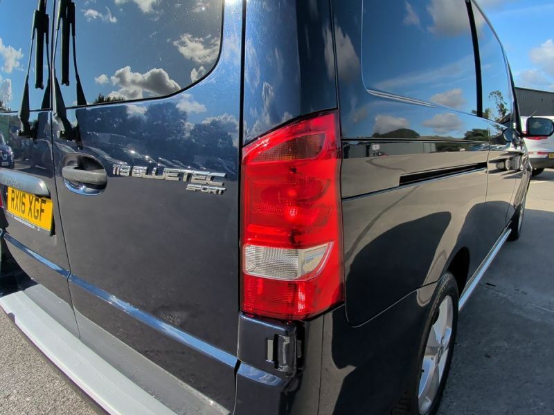 Mercedes-Benz Vito 2.1L Pro Black #18