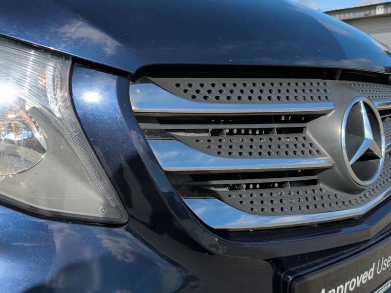 Mercedes-Benz Vito 2.1L Pro Black #13