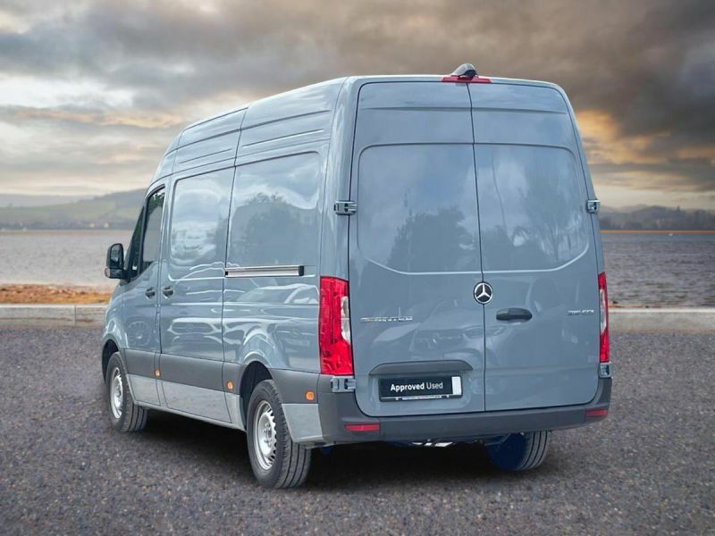 Mercedes-Benz Sprinter 2.0 315 Cdi Pro G-tronic Rwd L2 H2 Euro 6 S S Blue #2