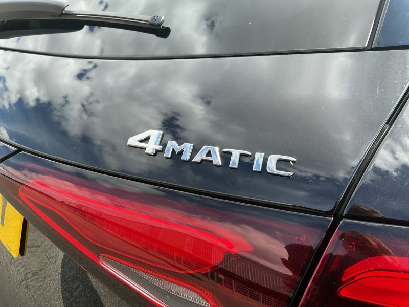 Mercedes-Benz GLC Class 300 4Matic Amg Line Premium Plus 9G-tronic Black #18