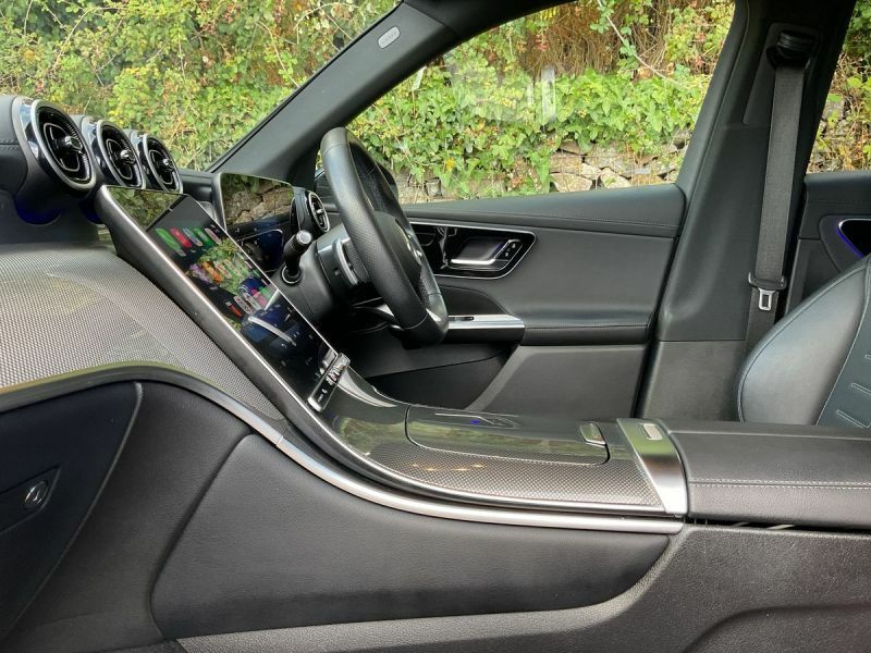 Mercedes-Benz GLC Class 300 4Matic Amg Line Premium Plus 9G-tronic Black #39
