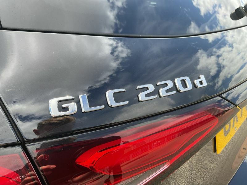 Mercedes-Benz GLC Class 300 4Matic Amg Line Premium Plus 9G-tronic Black #19