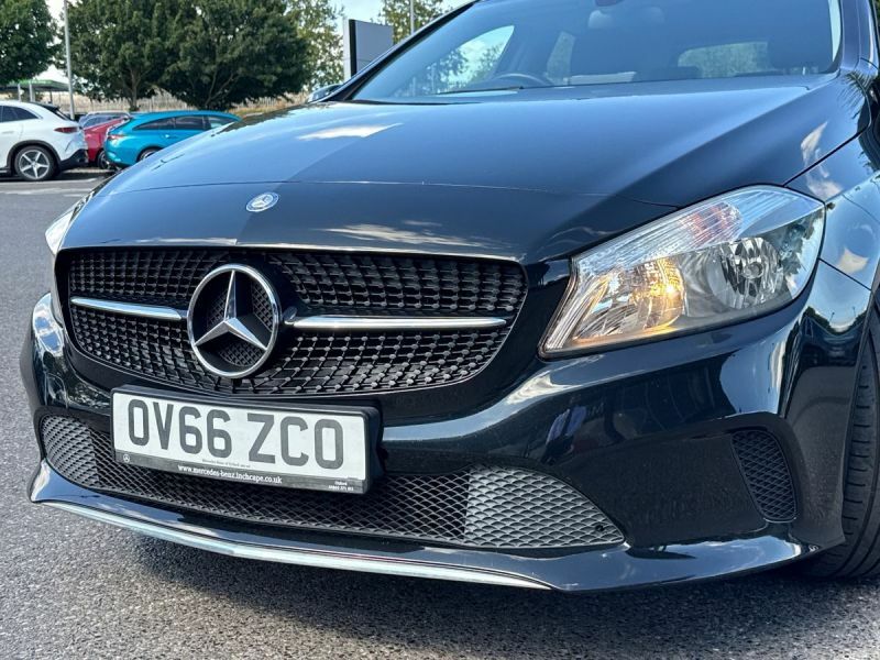 Mercedes-Benz A Class 1.6 A180 Sport Hatchback 7G-dct Euro 6 Blue #18