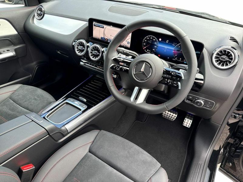 Mercedes-Benz GLA Class Suv Black #5