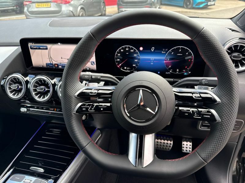 Mercedes-Benz GLA Class Suv Black #6