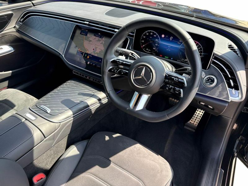 Mercedes-Benz E Class Saloon Black #5