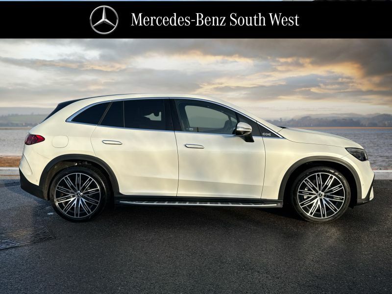 Mercedes-Benz EQE Suv White #3