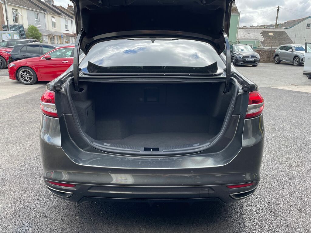 Ford Mondeo 2.0 Tivct Titanium Edition Saloon Hybri White #19