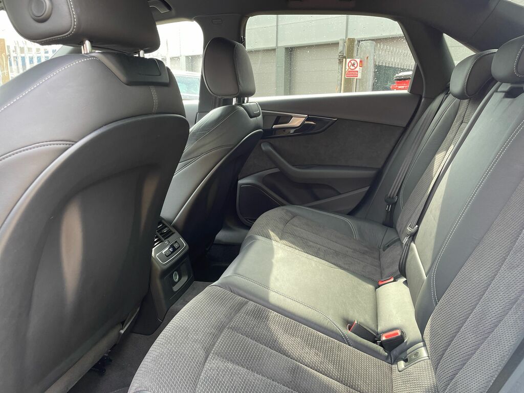 Audi A4 2.0 Tfsi 35 Sport Estate S Tronic Black #10