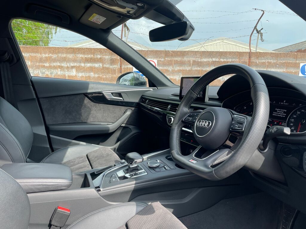 Audi A4 2.0 Tdi 40 Black Edition S Tronic Euro 6 S S White #5