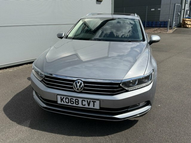 Volkswagen Passat 2.0 Tdi Gt Panoramic Roof Blue #21