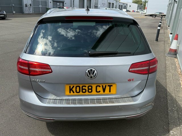 Volkswagen Passat 2.0 Tdi Gt Panoramic Roof Blue #28
