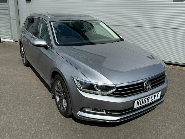 Volkswagen Passat 2.0 Tdi Gt Panoramic Roof Blue #31