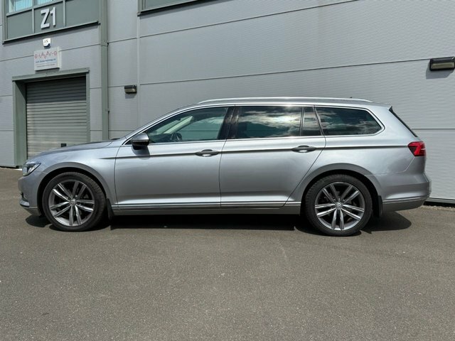 Volkswagen Passat 2.0 Tdi Gt Panoramic Roof Blue #24