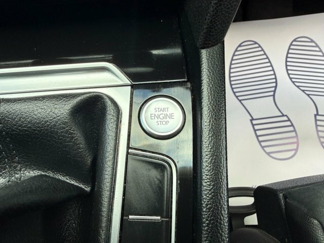 Volkswagen Passat 2.0 Tdi Gt Panoramic Roof Blue #12