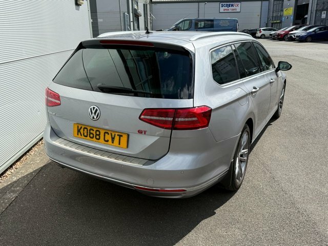 Volkswagen Passat 2.0 Tdi Gt Panoramic Roof Blue #34