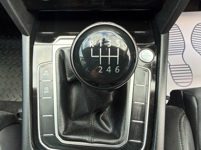 Volkswagen Passat 2.0 Tdi Gt Panoramic Roof Blue #11