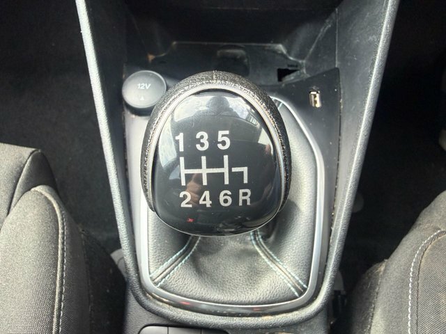 Ford Fiesta St-3 1.5L Ecoboost 200Ps 6-Speed Fwd White #22