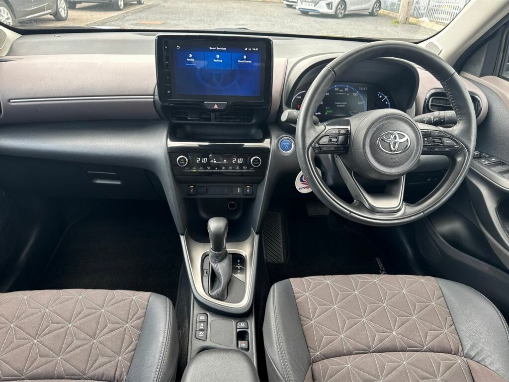 Toyota Yaris Cross Cross Excel Hev Grey #2