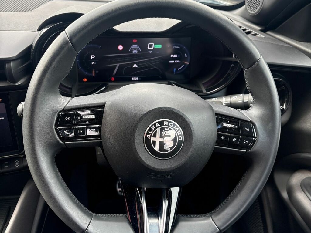 Alfa Romeo Junior 115Kw Elettrica Speciale 54Kwh Green #14
