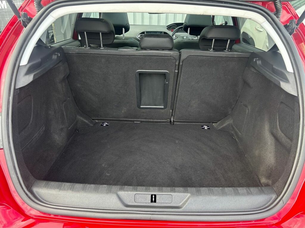 Peugeot 308 2020 Peugeot 308 1.2 Puretech Ss Allure 130 Bhp White #41