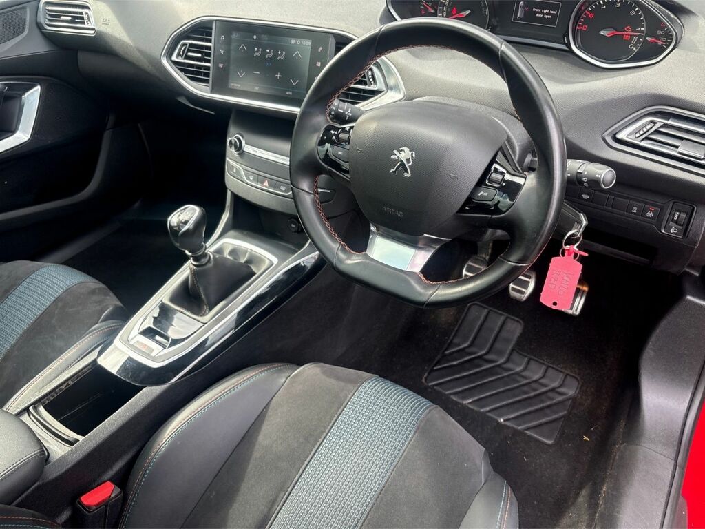 Peugeot 308 2020 Peugeot 308 1.2 Puretech Ss Allure 130 Bhp White #11