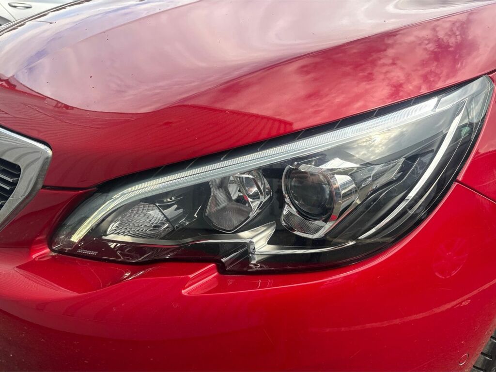 Peugeot 308 2020 Peugeot 308 1.2 Puretech Ss Allure 130 Bhp White #38
