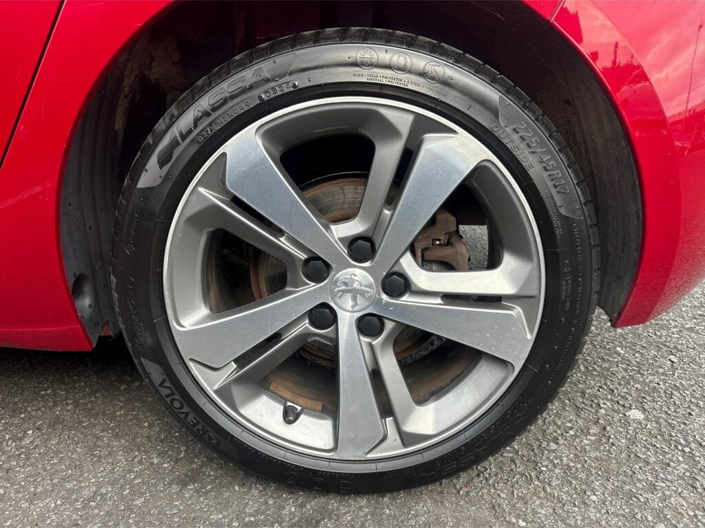 Peugeot 308 2020 Peugeot 308 1.2 Puretech Ss Allure 130 Bhp White #37